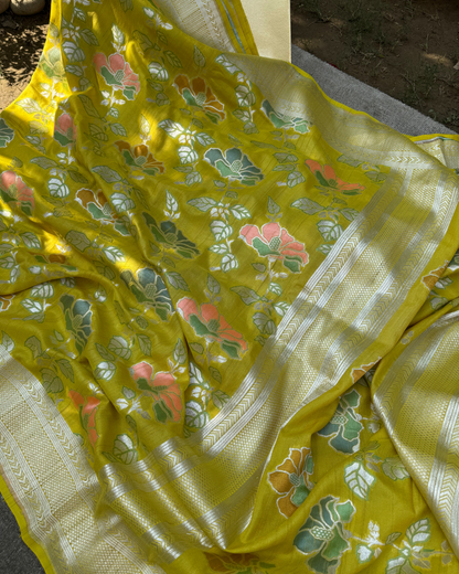 Parrot Green Pure Banarasi Tussar Georgette Saree